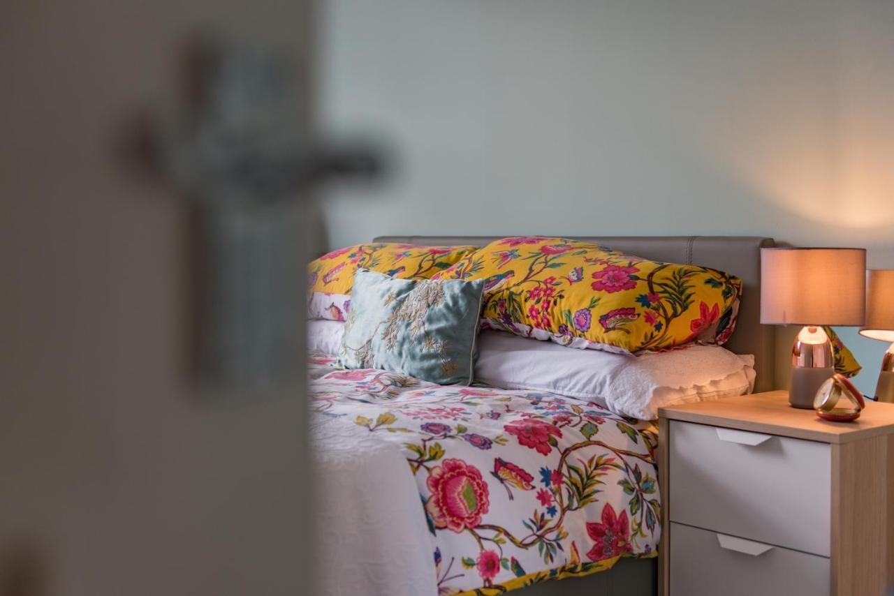 דיל Blackhorse Loft - Spacious Apartment By The Sea מראה חיצוני תמונה